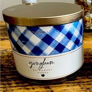 Bath and Bodyworks Gingham 3 Wick Candle Last one !!! NIB